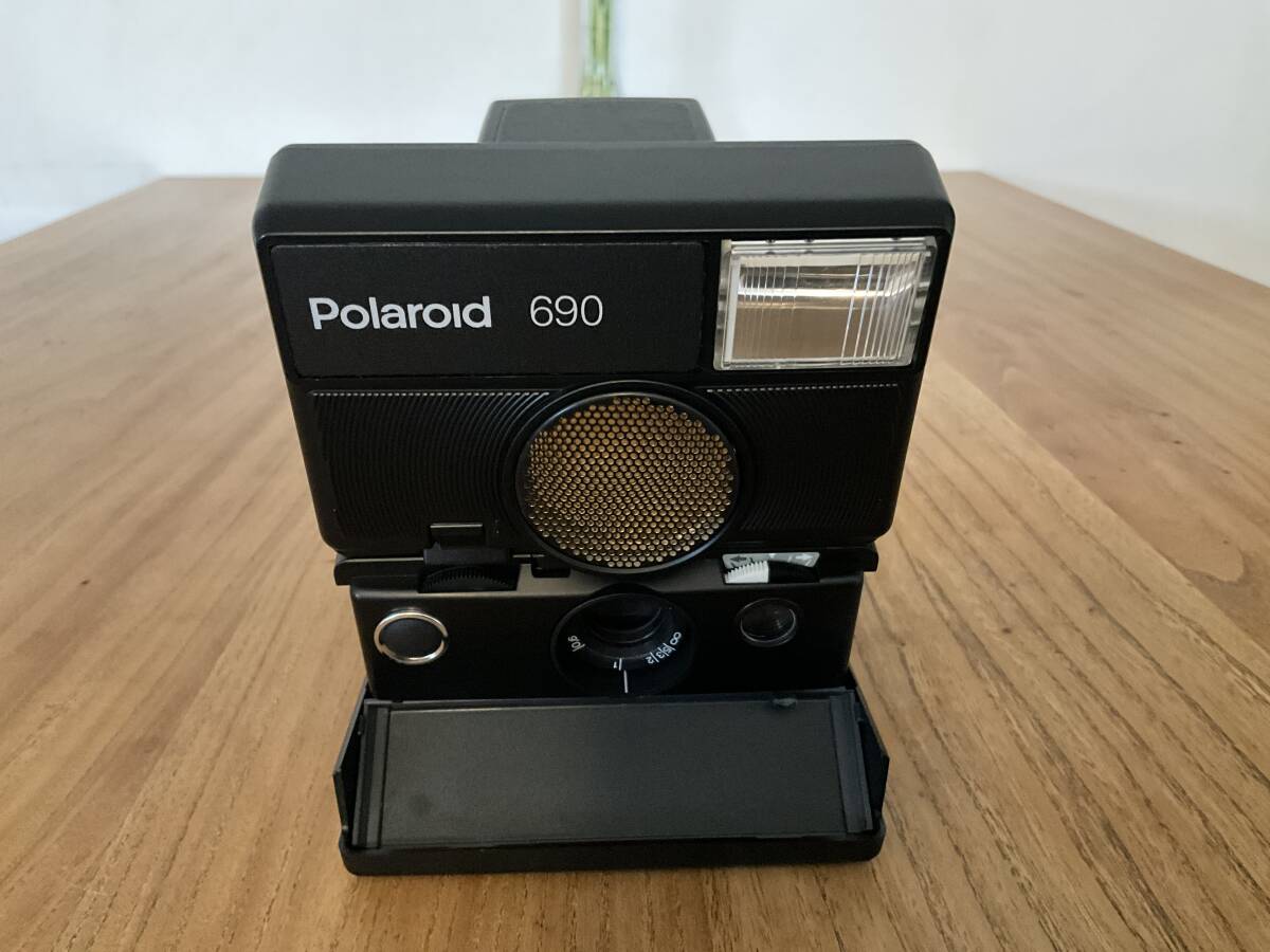 Polaroid ポラロイド 690 インスタントフィルムカメラ クローズアップレンズ付きの画像7