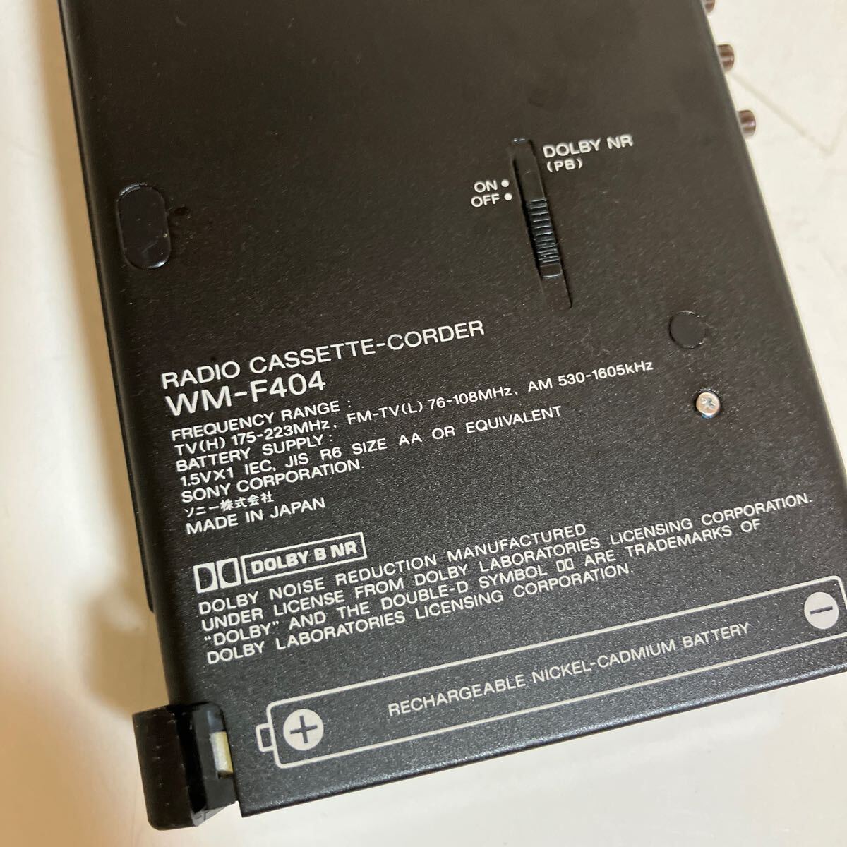 SONY Radio cassette-corder WM-F404 WALKMAN 中古品 元箱 付属品付 アンティーク レトロ ソニー 長期保管品の画像3