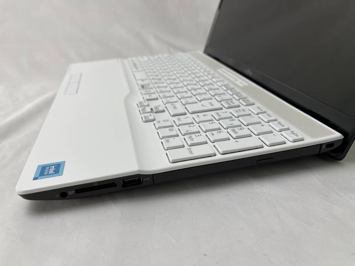 ★1円～スタート！富士通 LIFEBOOK AH40/F ◆Intel Celeron 6305 @ 1.80GHz ◆メモリ8GB/SSD256GB/DVD ※Windows 11【ジャンク品】840の画像3