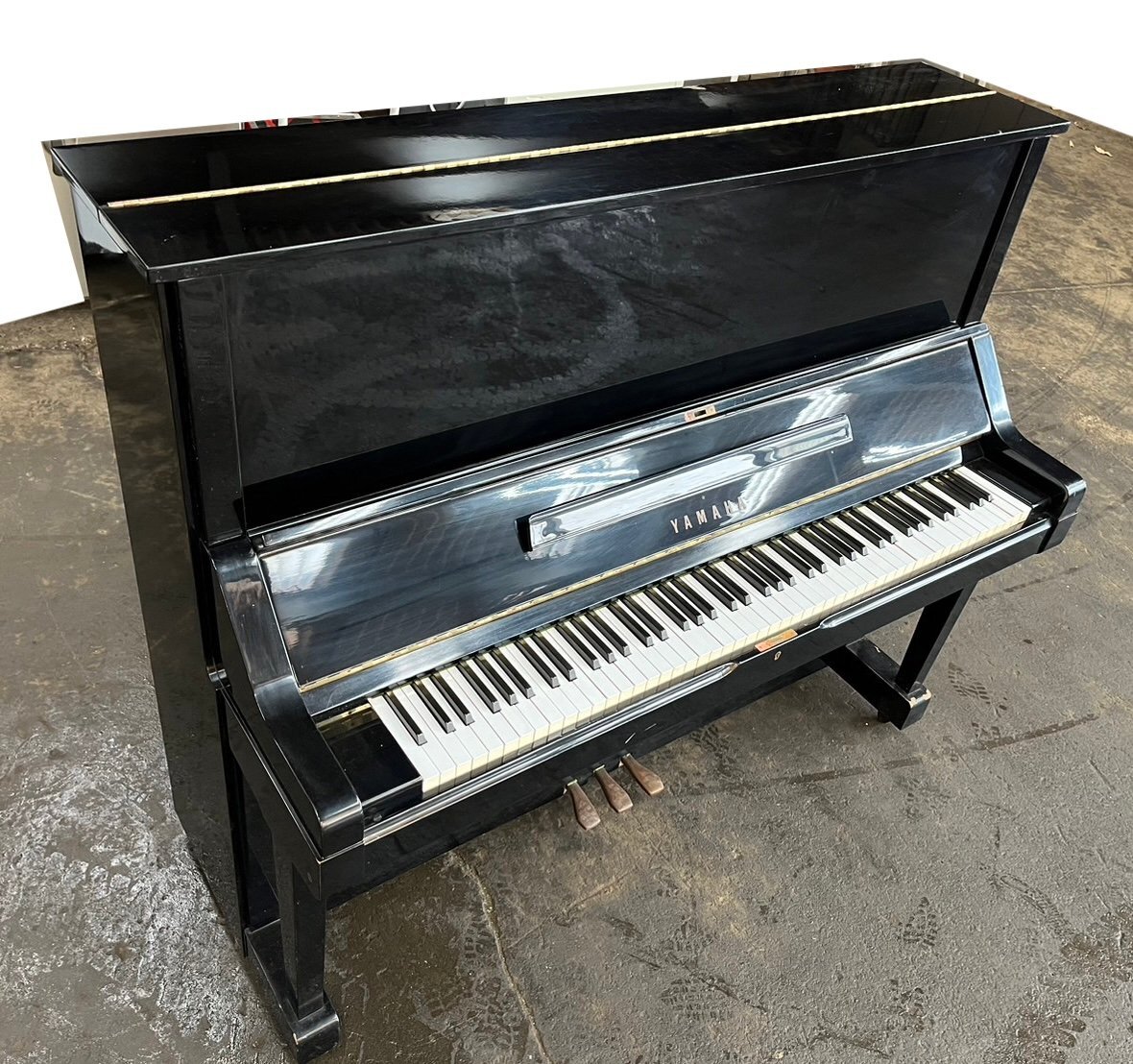  Saitama prefecture pickup limitation YAMAHA X upright piano X mine timbering 3ps.@ pedal Yamaha [ junk ]