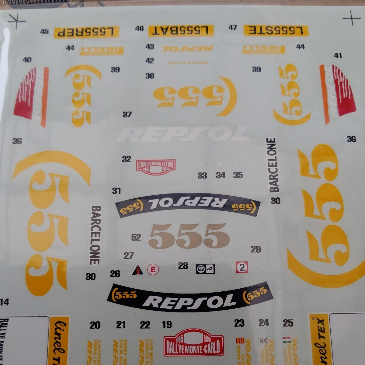 ハセガワ 1/24「スバル インプレッサ(1995年モンテカルロラリー優勝車)」限定品スーパーディテールシリーズ、別売りデカール付。_画像8