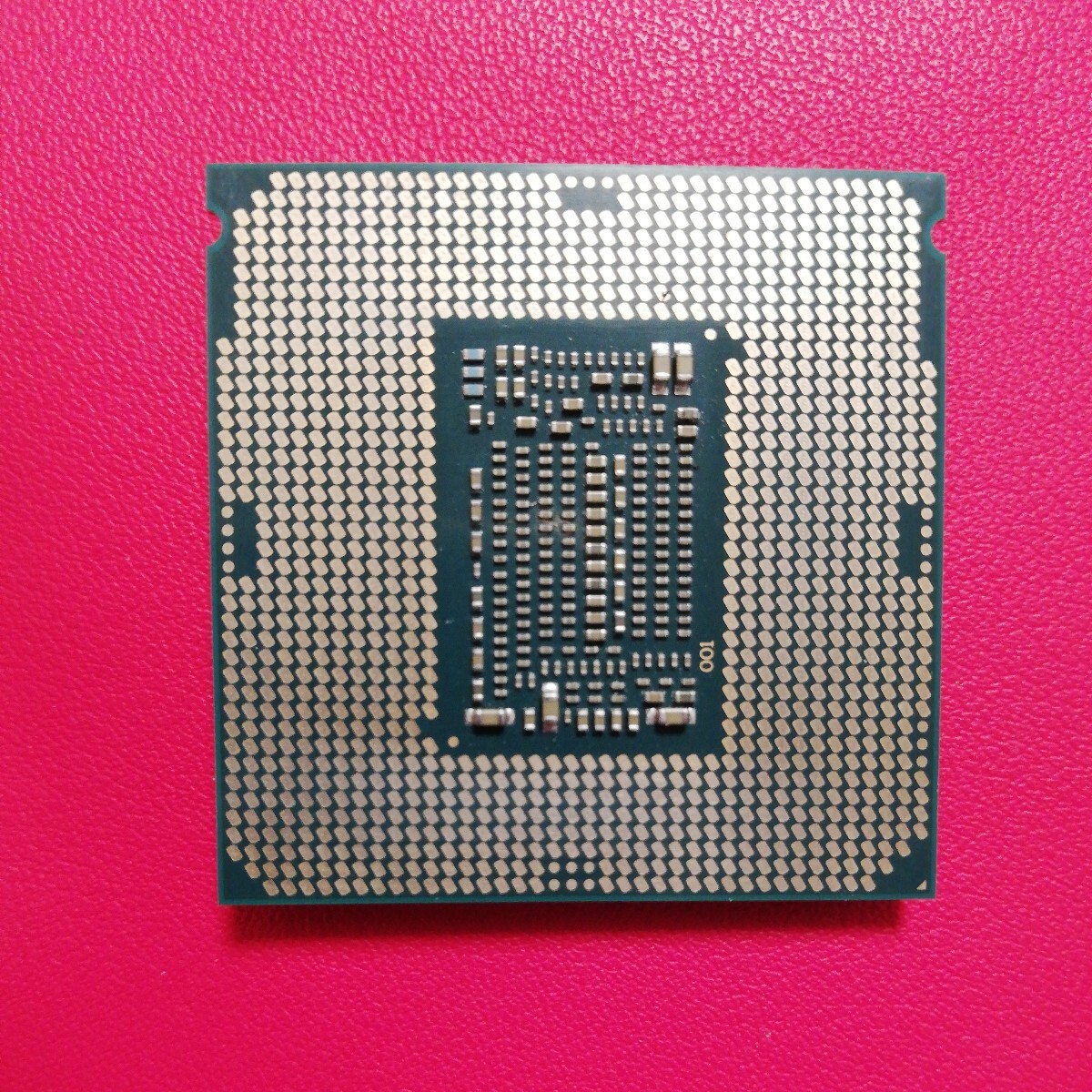 Intel Core i7 8700K SR3QR 3.70GHz [LGA1151 第8世代] の画像2