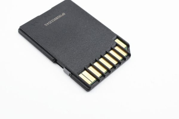 ● SanDisk Extreme PLUS 128GB 150MB/s SD カードの画像2