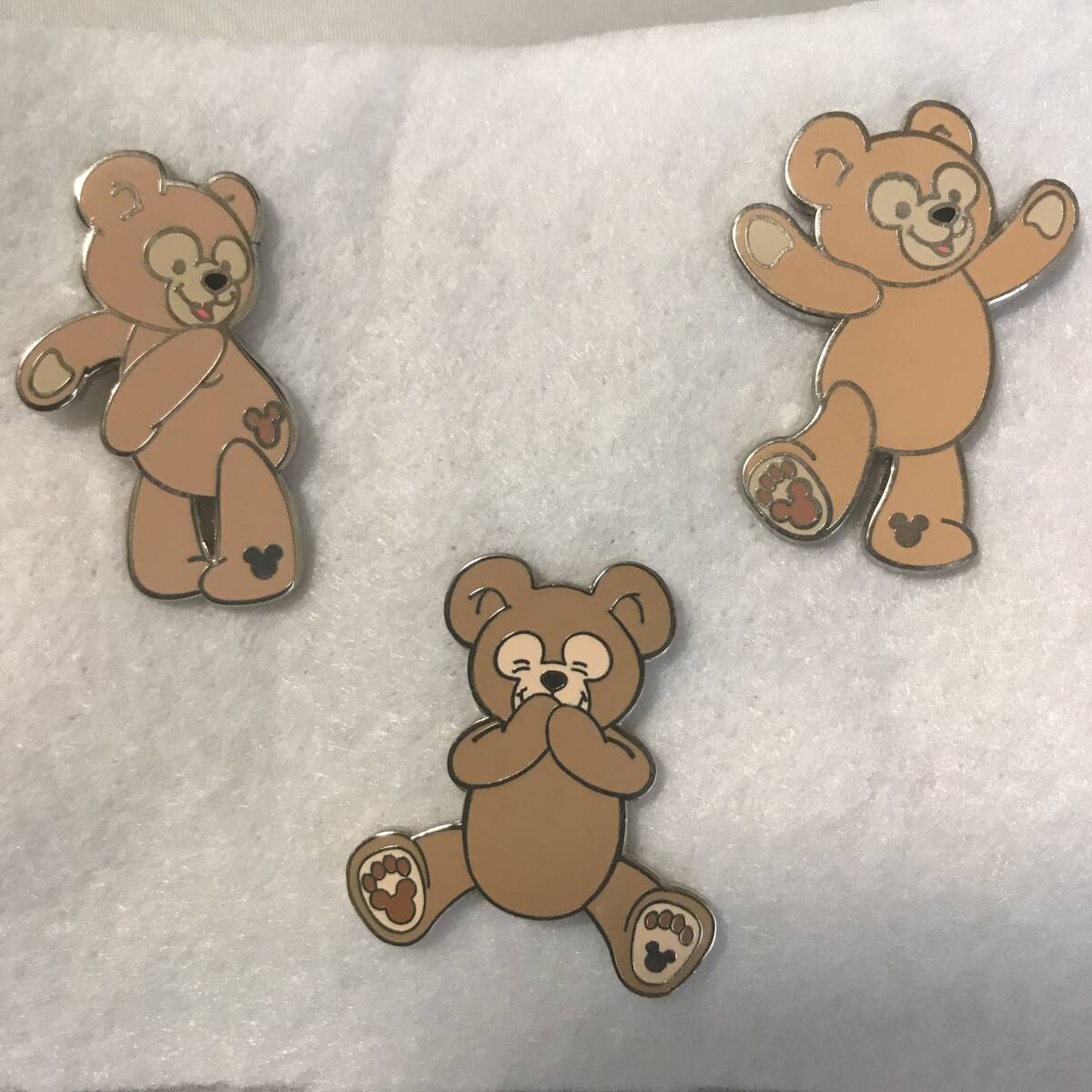  rare! WDW Duffy pin badge pin trailing 3 kind set 