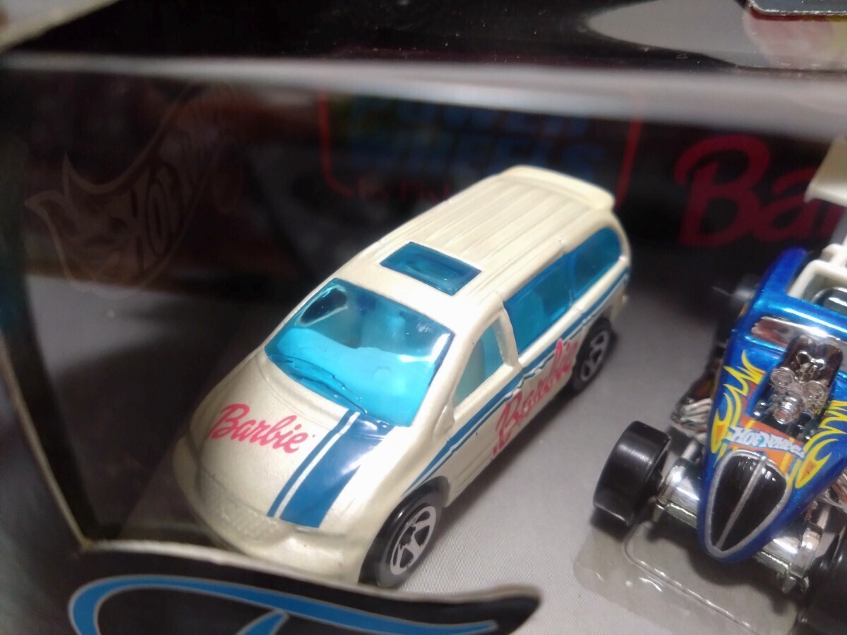 マテル ホットウィール Hot Wheels Special Edition Timeless Toys Series Ⅲ 4台セット バービー ダッジキャラバン FIAT500C アタチュードの画像4