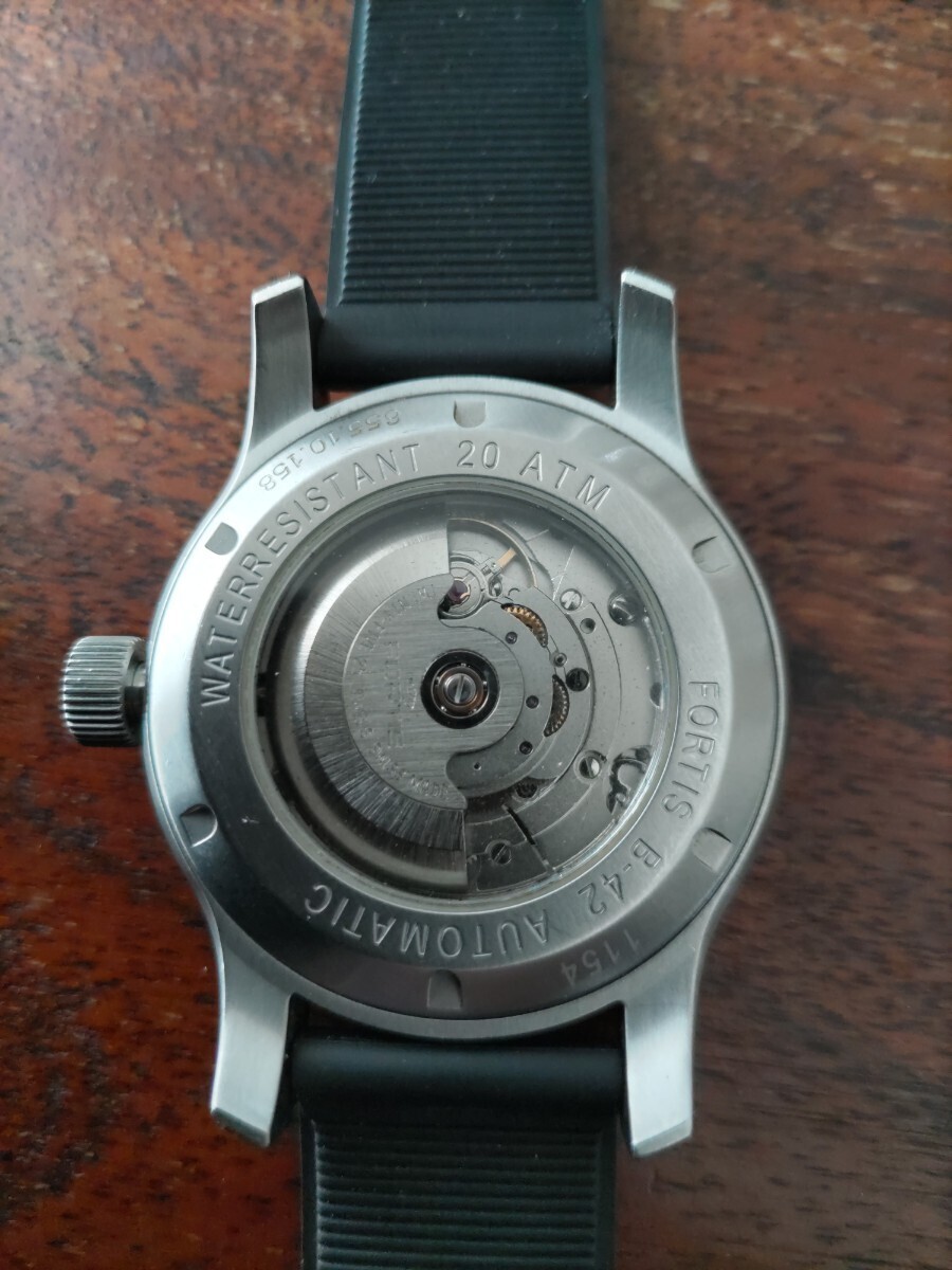 フォルティス フリーガー デイデイト 腕時計　新品NATOベルト　モレラートラバーベルト　令和6年４月30日オーバーホール済