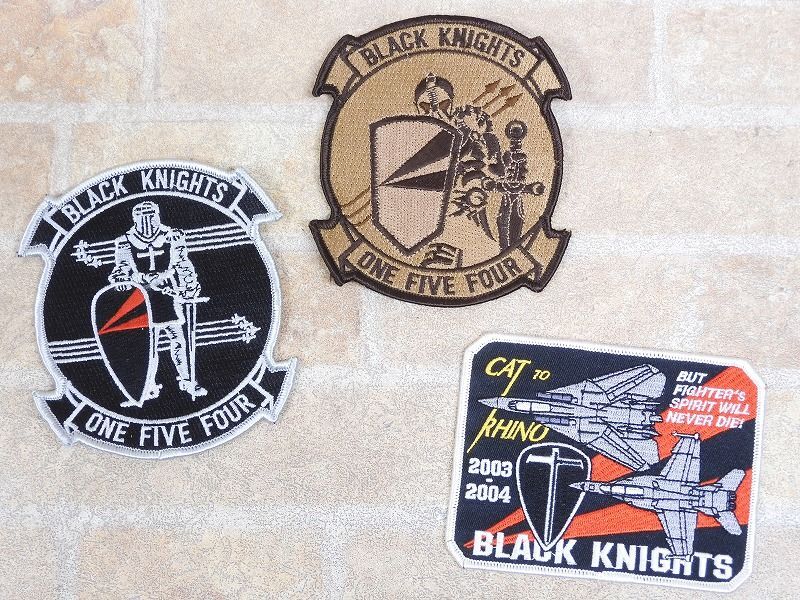 アメリカ海軍 BLACK KNIGHTS ONE FIVE FOUR 第154 打撃戦闘飛行隊 刺繍 ミリタリーワッペン/パッチ 3点セット 【5238y1】の画像1