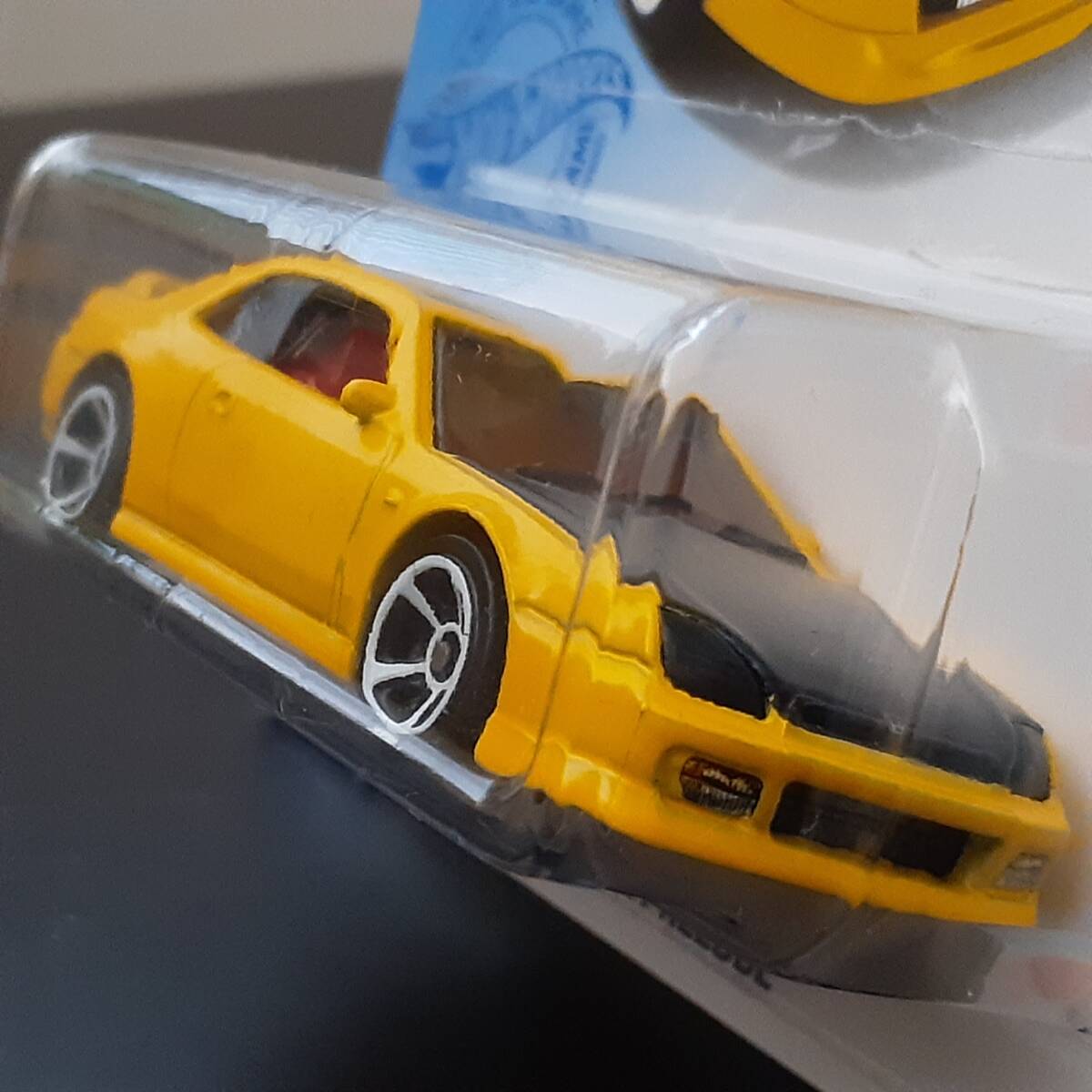 HOT WHeeLs HONDA PRELUDE 98 VTEC 黄 ホンダ プレリュード ミニカー ドリフト 仕様 走り屋 CUSTOM ボンネット ホットウィール_光の加減で色味が違います。色参考画像9