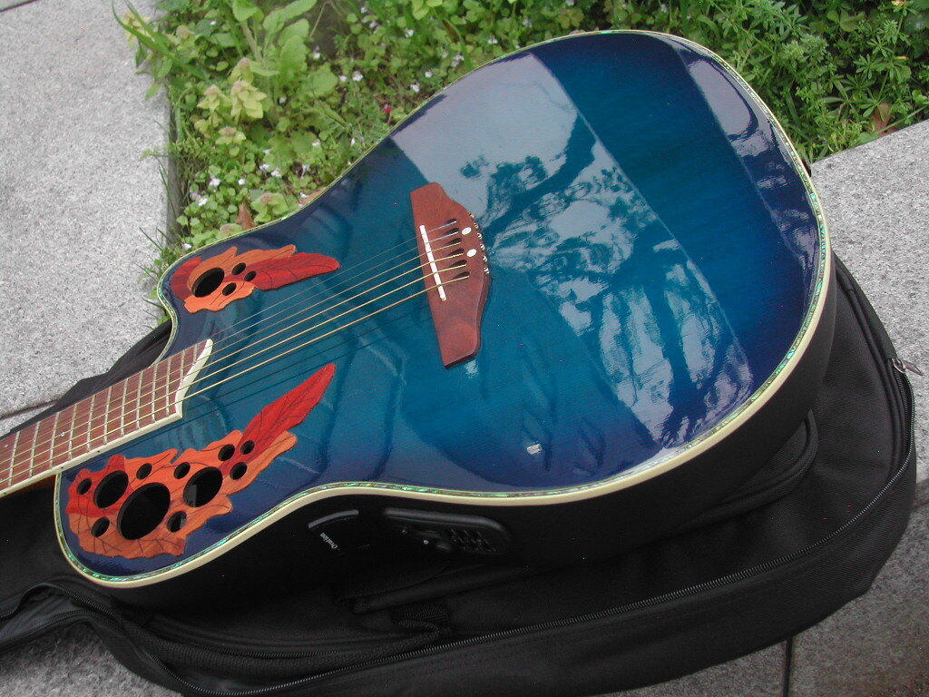 ☆∮◆Ovation Celebrity CC44 Middeep Body 美品 オベーション◆∮☆の画像1