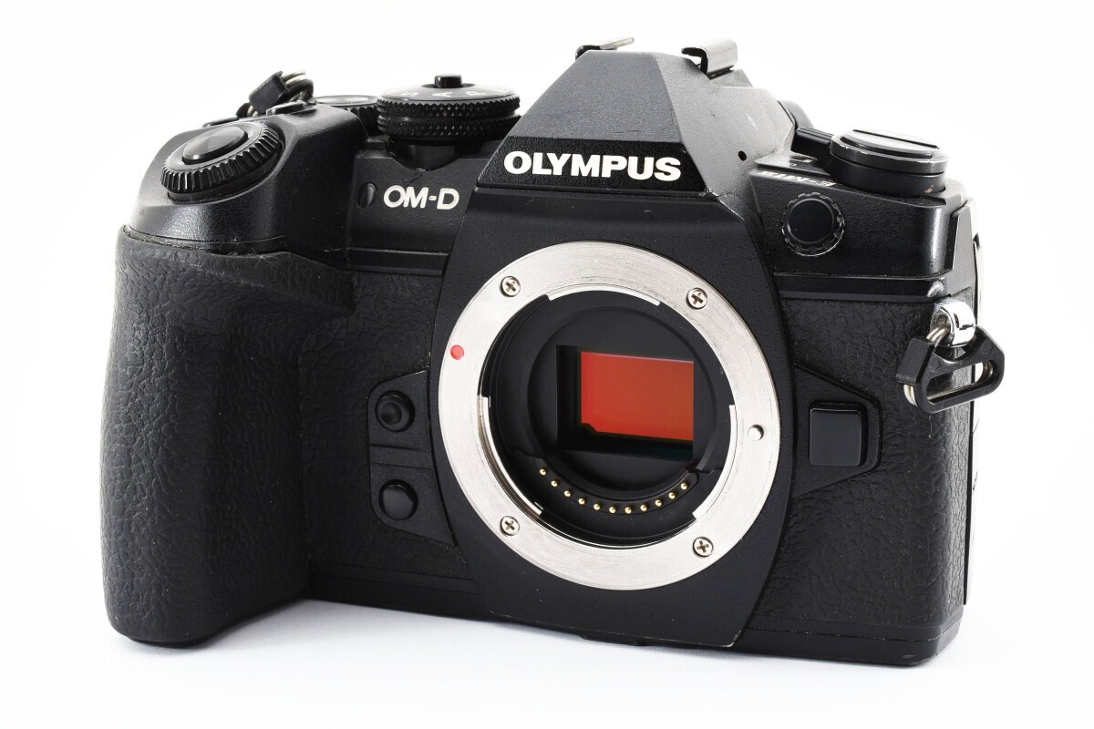 OLYMPUS デジタルミラーレス一眼カメラ OM-D E-M1 Mark Ⅱ ボディ バッテリー 充電器付属 オリンパス マーク2