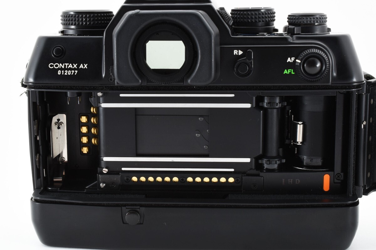 ◆ CONTAX AX フィルムカメラ 一眼レフカメラ ボディ シャッター、露出計OK コンタックスの画像8