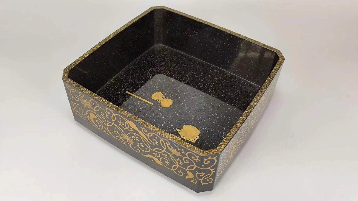 F0816C lacqering multi-tiered food box height sand Tang . lacqering inside pear ground one step multi-tiered food box thing go in lacquer ware lacquer industrial arts box attaching era thing 