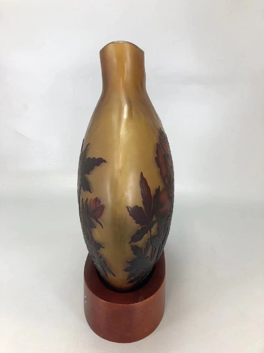 H0339A3 Emile Galle エミール・ガレ花瓶 牡丹文 酸化腐蝕彫り 多層被せガラス 華道具 花入 花生 飾り瓶 花器 西洋美術 時代物の画像5