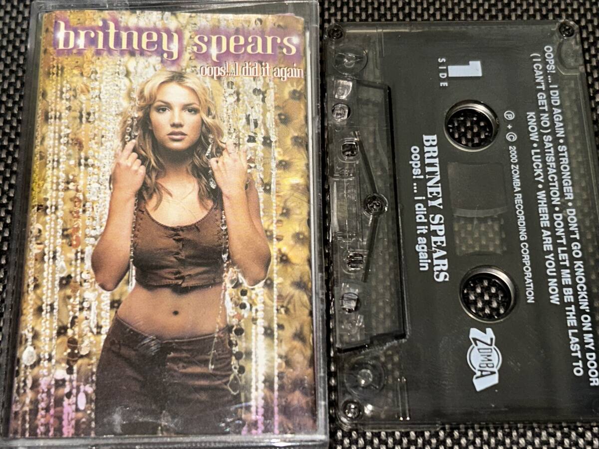 Britney Spears / Oops!...I Did It Again 輸入カセットテープの画像1