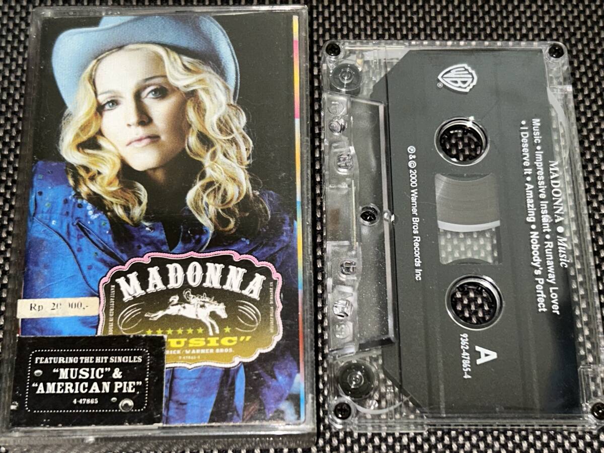 Madonna / Music 輸入カセットテープの画像1