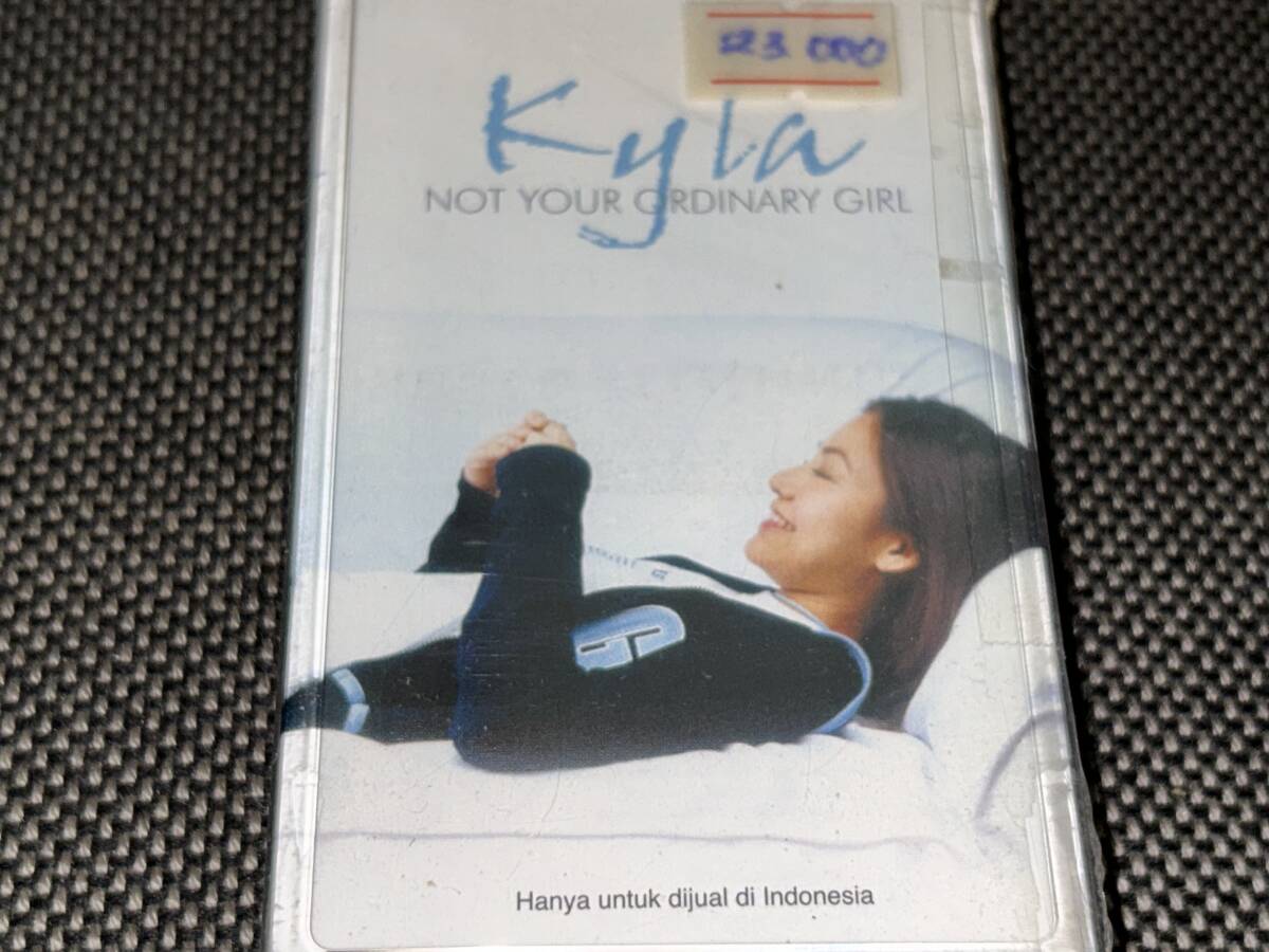 Kyla / Not Your Ordinary Girl 輸入カセットテープ未開封の画像1