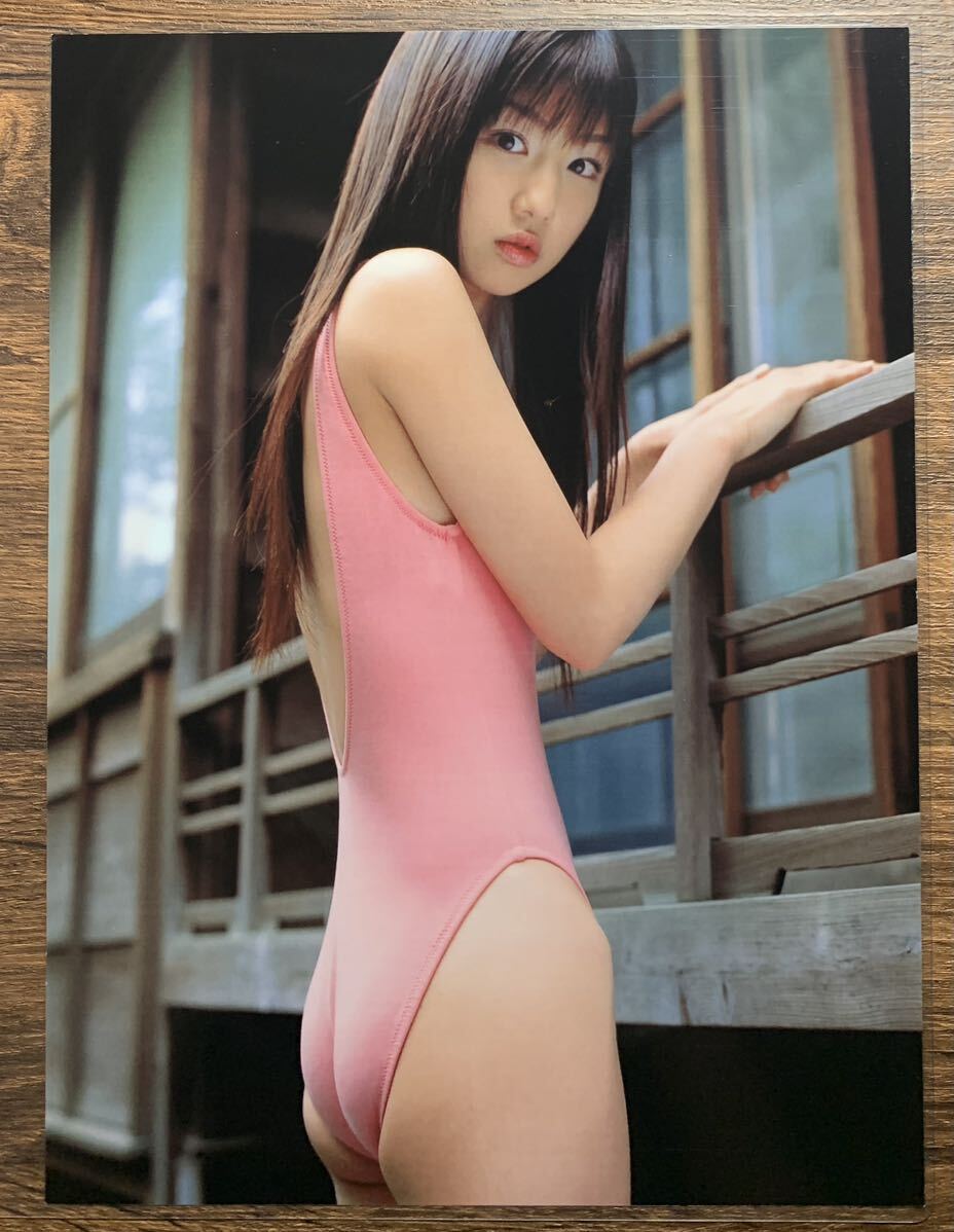 [ thick laminate processing ] Ogura Yuuko swimsuit A4 change size magazine scraps 8 page ex flash 2008 12[ gravure ]-e2