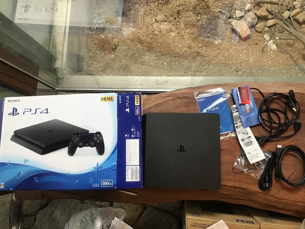 ★　SONY　ソニー　PS4　プレステ４　本体　CUH-2200A　本体のみ　500GB　ゲーム機　GAME　プレイステーション４_画像1