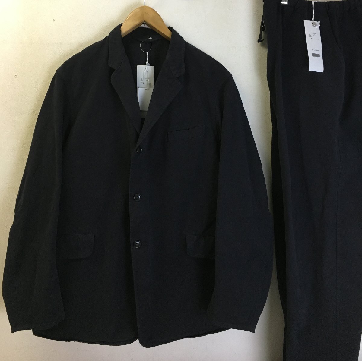 ◆COMOLI コモリ 23aw 美品タグ付き NAVY 製品染 ジャケット ドローストリングパンツ セットアップ Y03-01005 Y03-03005 サイズ3/2の画像1