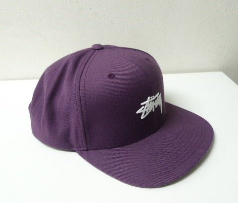 *STUSSY Stussy Logo embroidery snap back cap purple beautiful goods style . possibility 