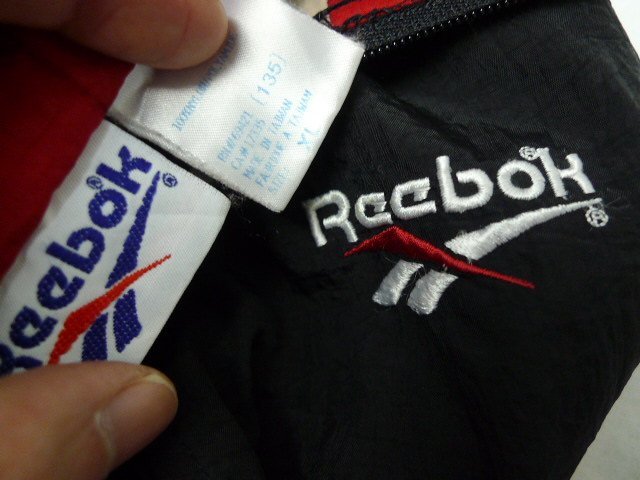◆Reebok リーボック 90s XL 大きめ メンズXS相当 切替デザイン ナイロン ジップ ジャケット 黒×白×赤 サイズ135　古着_画像4