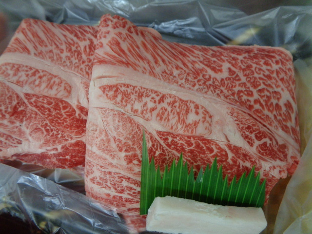 北海道A５牝　超特肩ロース（焼肉切り落とし）　２ｋｇ　（95）_画像4