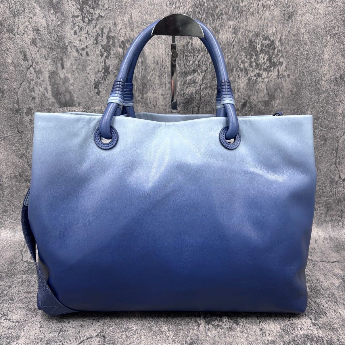 * present ultimate beautiful goods rare color * Emporio Armani EMPORIO ARMANI men's tote bag shoulder blue blue color leather business bag A40