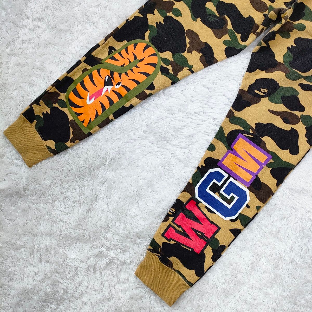 A BATHING APE アベイシングエイプスウェット ジョガーパンツ カモフラ サメ シャーク トラ タイガー WGM XS