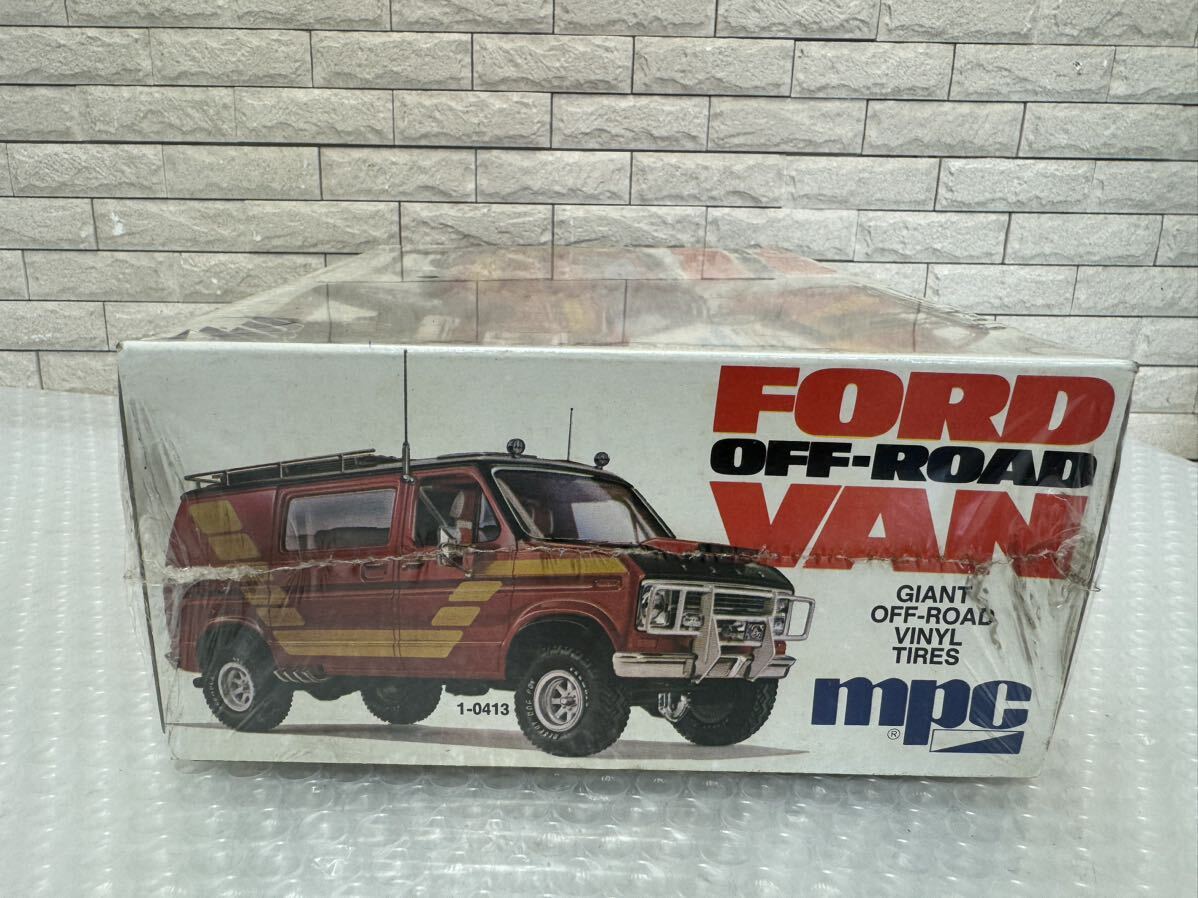 三283☆【未開封】mpc FORD OFF-ROAD VAN プラモデル 1/25 フォード オフロードバン 希少品 当時物 シュリンク破れ汚れ有り☆の画像3