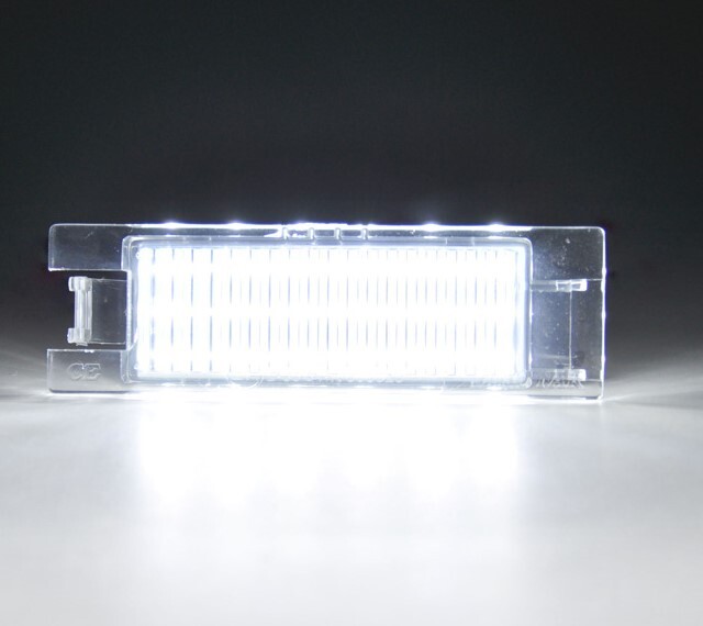 激白光 ! 交換式 ! LED ナンバー灯 ライセンス ランプ アルファロメオ アルファ159 スポーツワゴン 2.2 3.2 JTS ディスティンクティブ_画像3