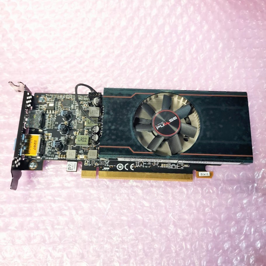 RADEON RX 6400 LP ロープロファイル グラフィックボード SAPPHIRE PULSE RDNA2 HDMI DP ロープロ 動作確認済み 着後1週間保証の画像1