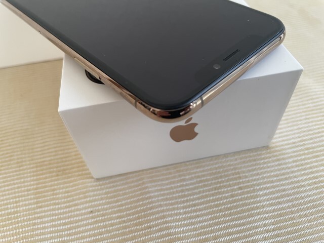 Apple iPhone Xs 256GB ゴールド SIMロックフリー MTE22J/A バッテリー82%_画像7