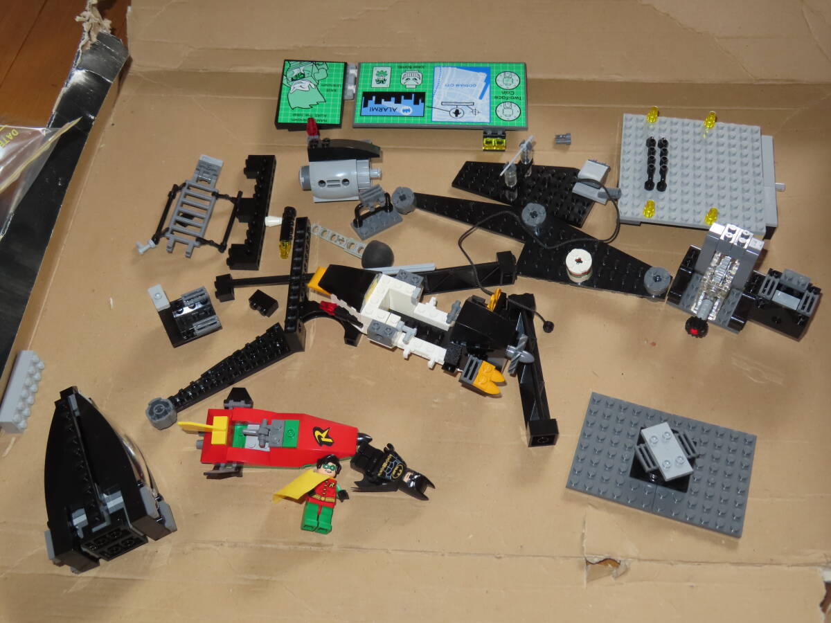 正規品LEGO 7783 バットケーブ ペンギンとミスター・フリーズの侵略 レゴ バットマン_画像8