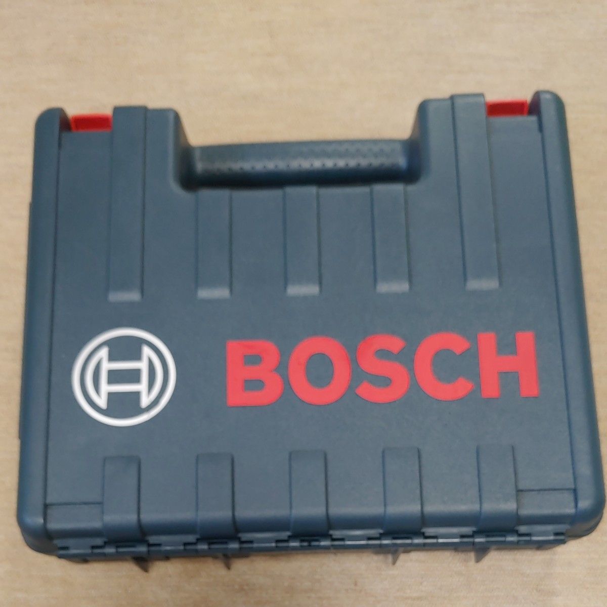 BOSCH　GDR 10,8 V-LI PROFESSIONALインパクトドライバー　 ケース　予備バッテリー付き