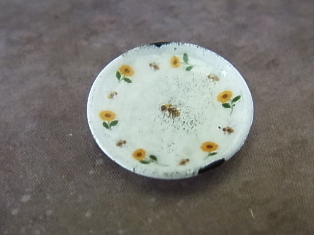 ミニチュアドールハウス ミニチュア焼き菓子 カスタムブライス の小物にも アンティーク木箱 アンティーク皿 ガレット ベイクの画像5