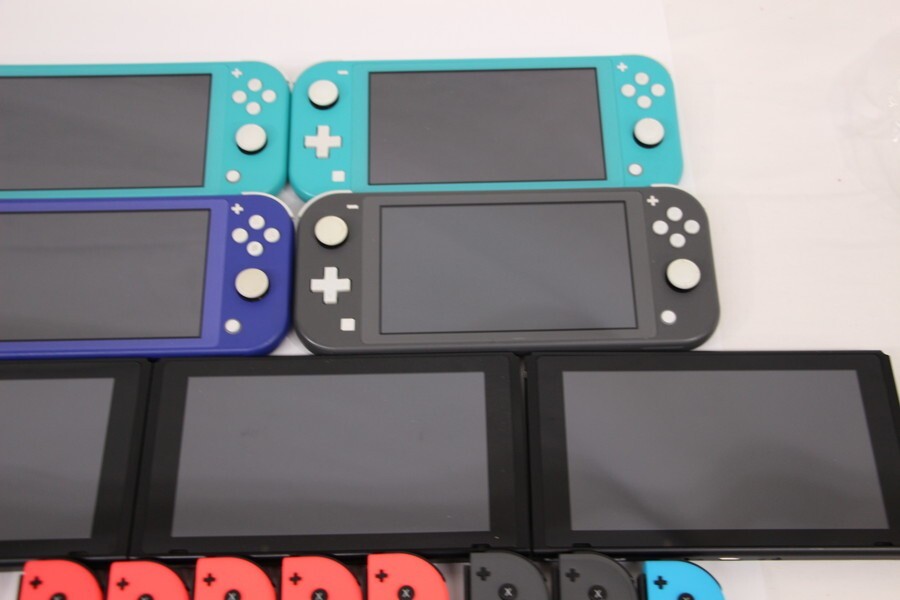 049 k2029 Nintendo Switch 本体×4台 SwitchLite 本体×6台 Joy-Con×29個 まとめセット 動作未確認 ジャンク品の画像3