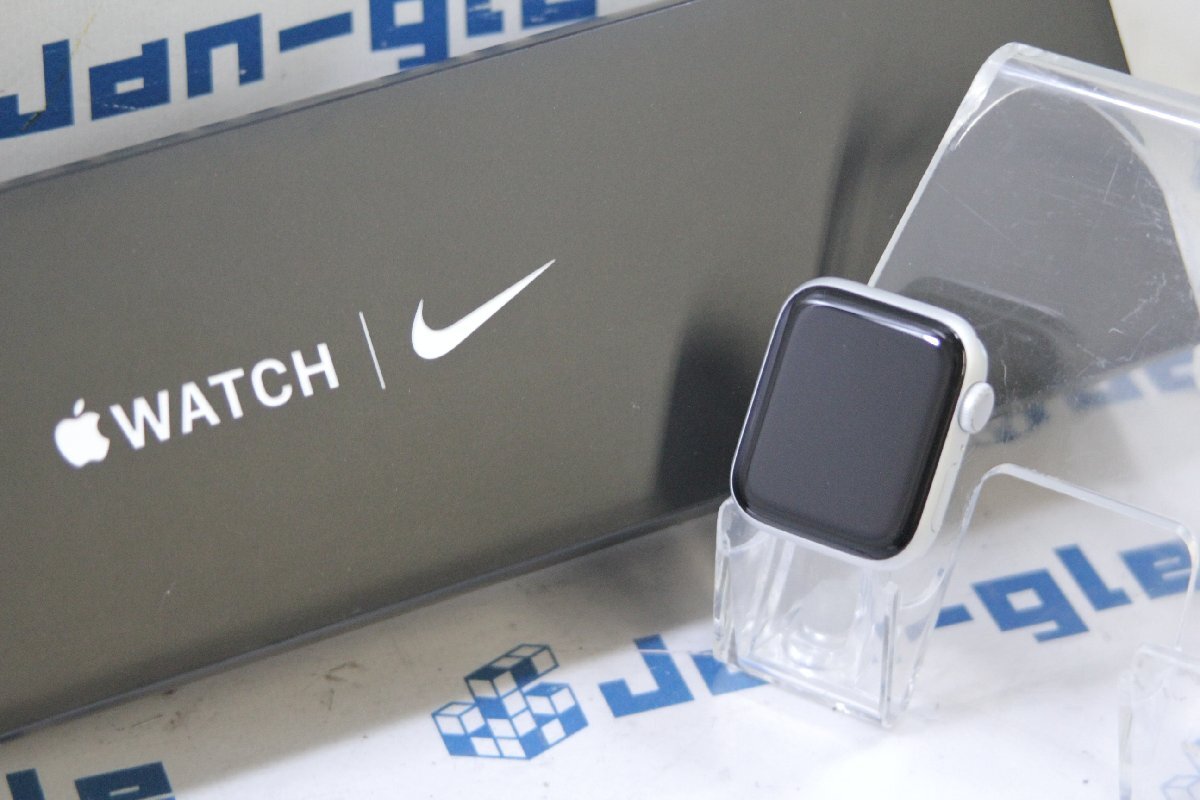 関西 Ω Apple Watch Nike Series 6 GPSモデル 40mm シルバーアルミニウムケース M00T3J/A 激安価格!! この機会にぜひ!! CS026686 B_画像1