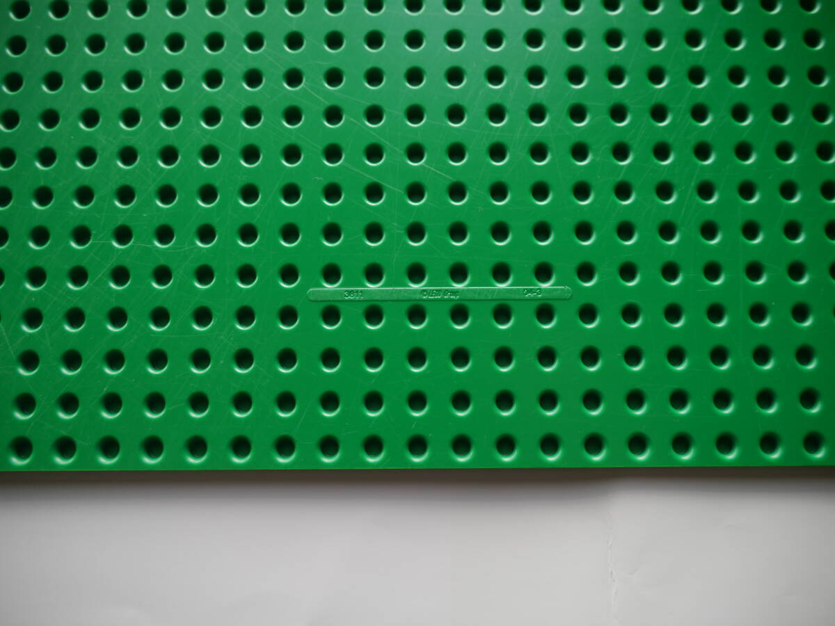 【中古】レゴ[LEGO] 32x32基礎板 プレート[3811] 緑/Green #813, #626ほか 正規品 オールドレゴ ヴィンテージ_刻印