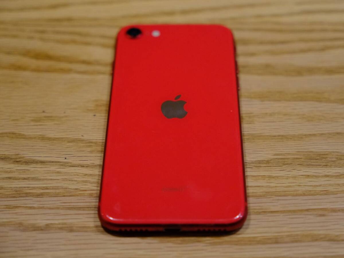 Apple iPhoneSE 128GB (第2世代) (PRODUCT)RED A2296 MHGV3J/A バッテリ81% SIMフリー +ケース、保護フィルム付きの画像4