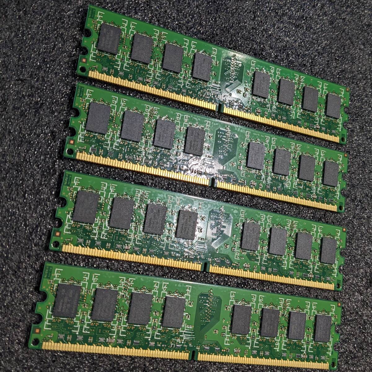 【中古】DDR2メモリ 8GB(2GB4枚組) CFD W2U800CF-2GHZJ [DDR2-800 PC2-6400]_画像4