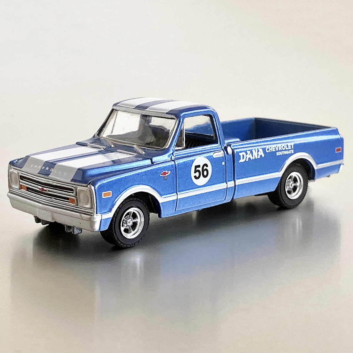 1/64 グリーンライト '68 シボレー C10 ピックアップトラック & トレーラー Greenlight 1968 Chevrolet Pickup Truck with Trailer_画像5