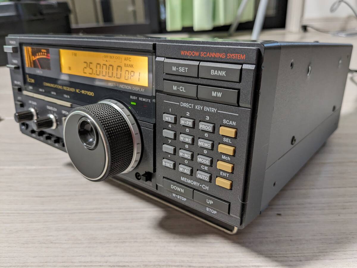 ICOM IC-R7100の画像3