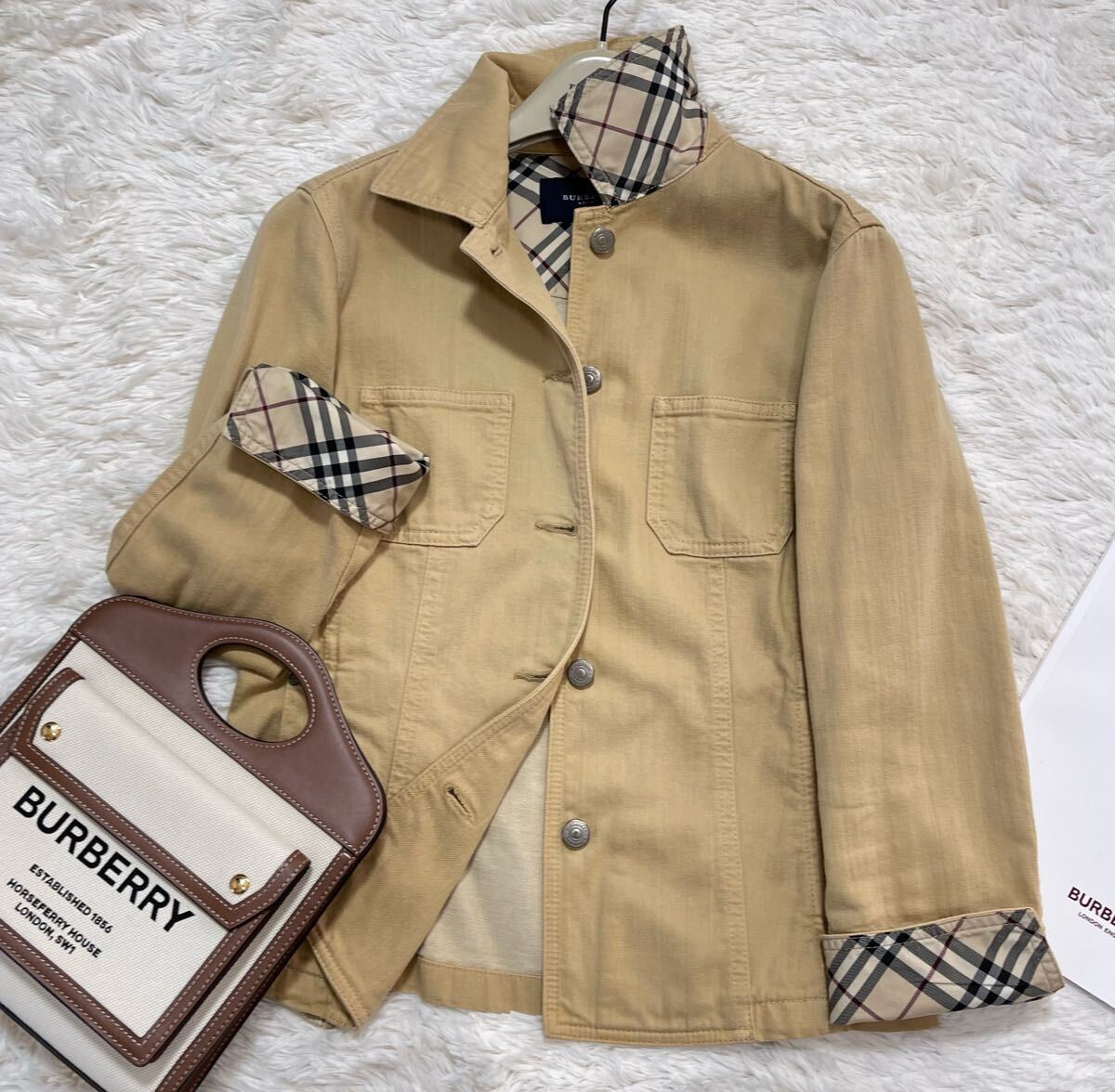 美品 バーバリー BURBERRY バーバリーロンドン デニムジャケット Ｇジャン ノバチェック 羽織り 旅行 行楽 ベージュ 38の画像2