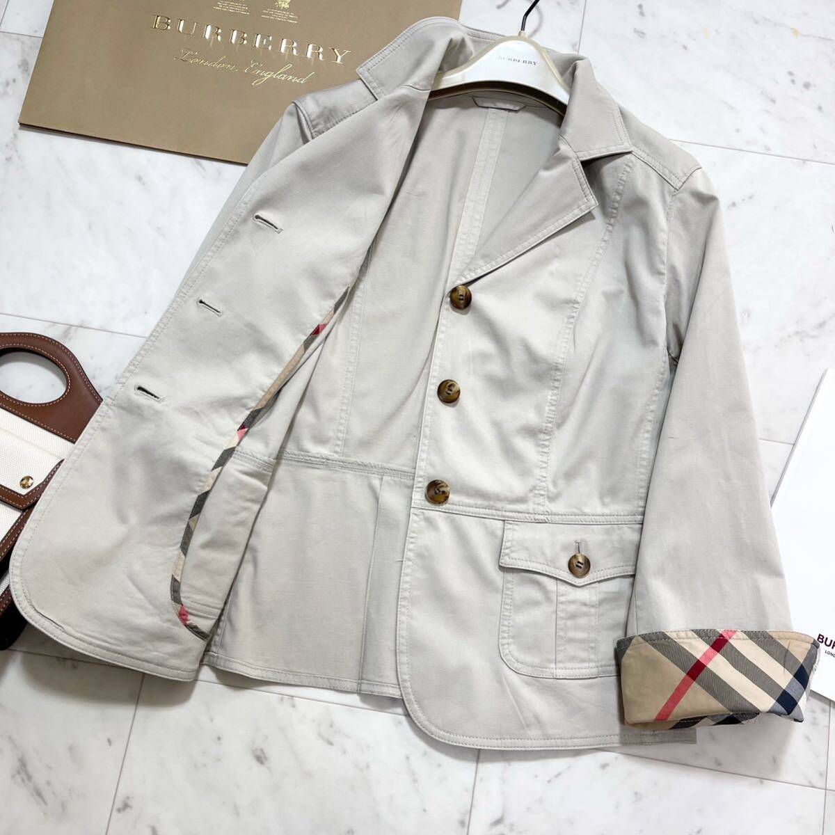 大きいサイズ 新品同様 バーバリー BURBERRY バーバリー ロンドン ジャケット テーラードジャケット 羽織り 旅行 行楽 希少 48 17号の画像6