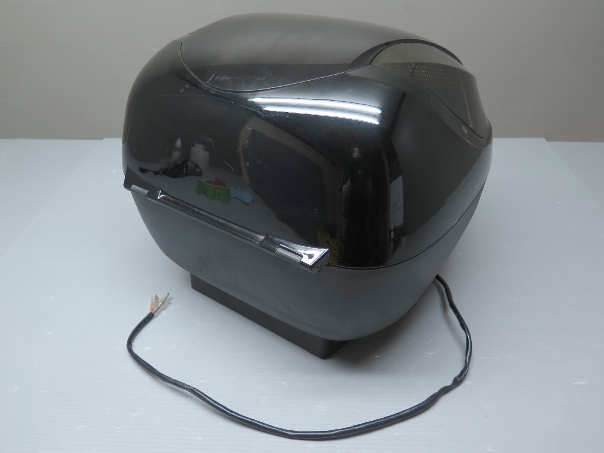 ★PCX160外し クーケース リアボックス トップケース ベース 鍵付き 240322DK0182_画像3