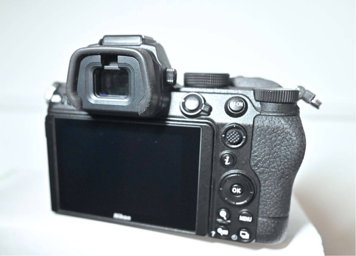 Nikon Z5 ボディ シャッター回数4,100回_画像4