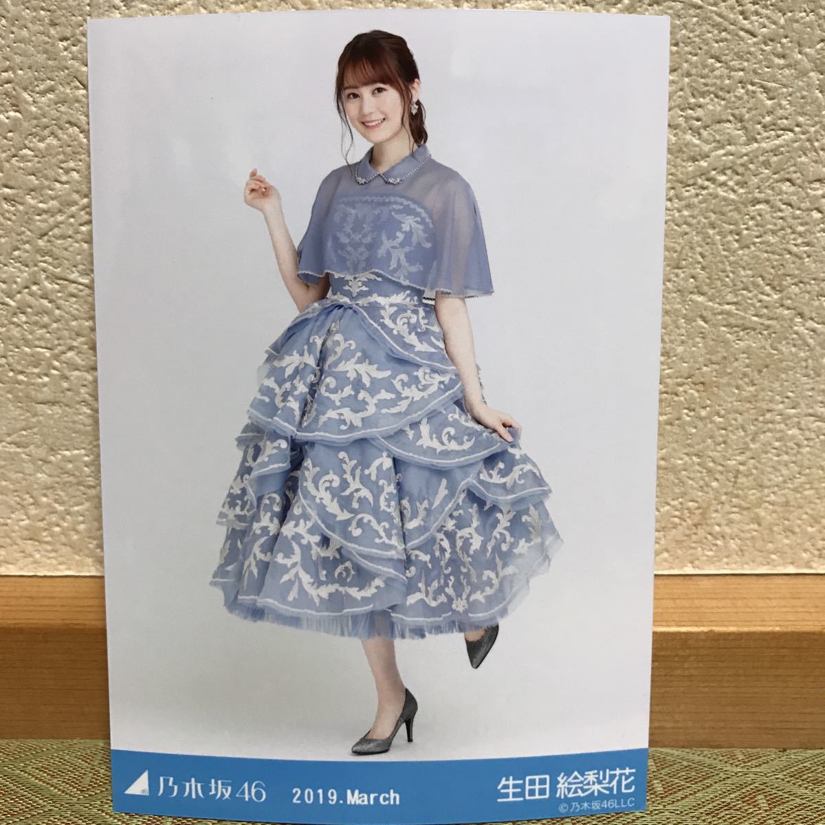 ヤフオク 乃木坂46 19 March 紅白18衣装 生写真 生田