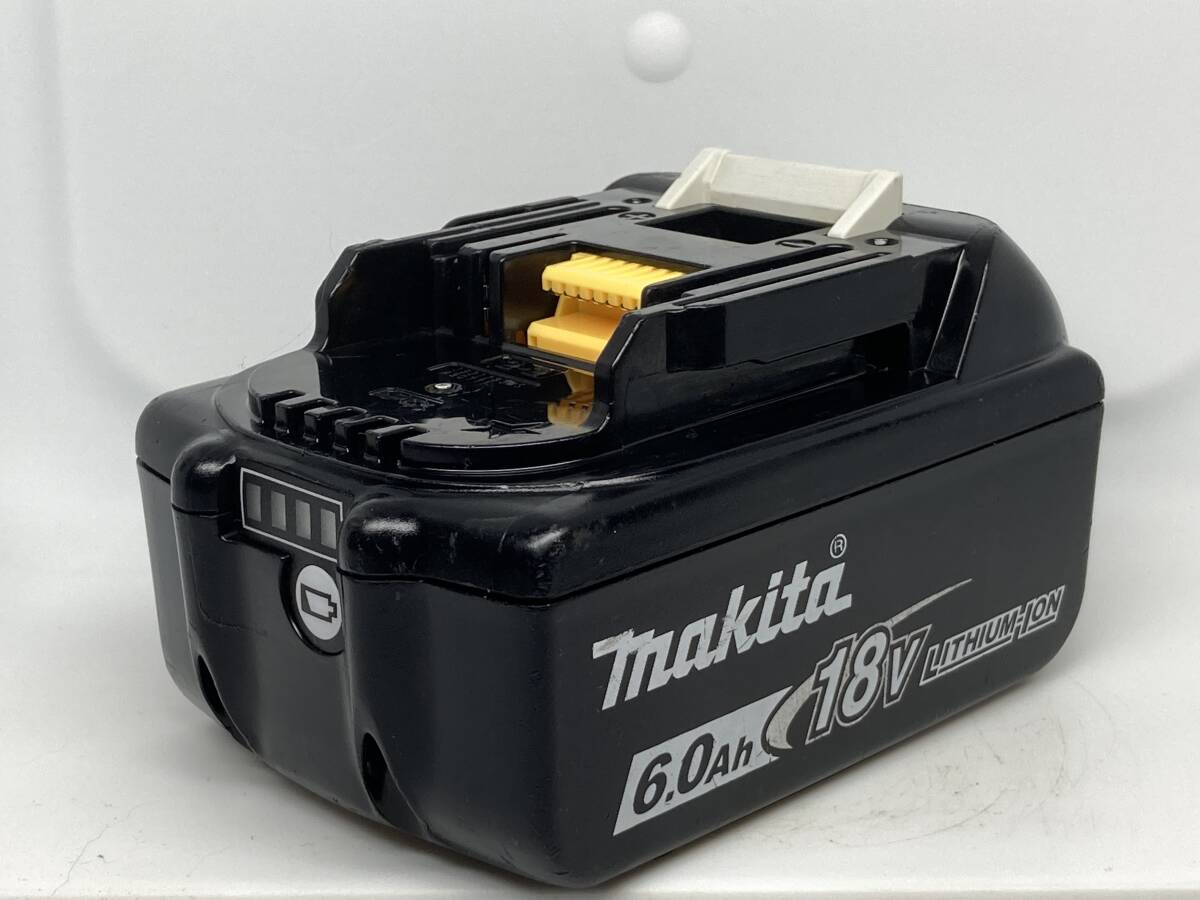 【送料0】純正！マキタ バッテリー 18v 6.0Ah【BL1860B】残量表示あり 税無  Makita  /9501の画像3