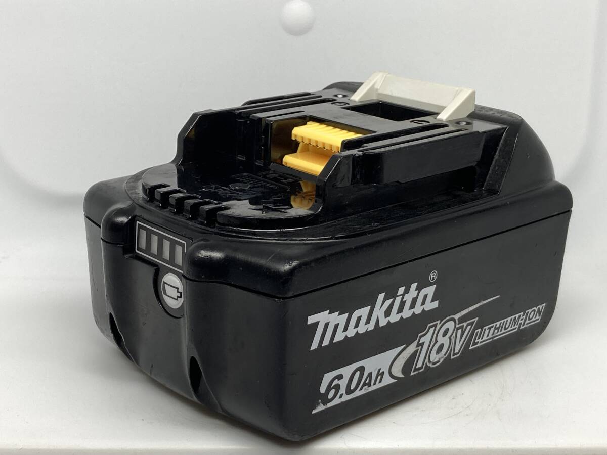 【送料0】純正！マキタ バッテリー 18v 6.0Ah【BL1860B】残量表示あり 税無  Makita  /5101の画像1