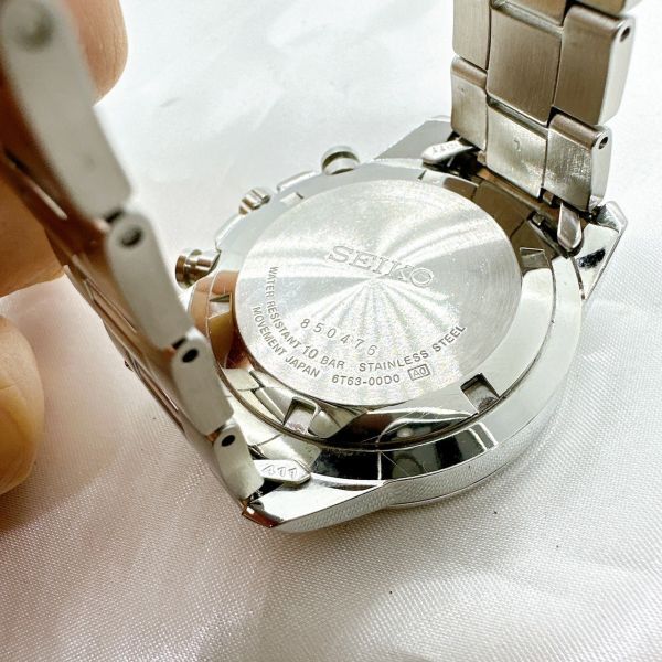 A2404-1-14 １円スタート クオーツ　稼働品　SEIKO セイコークロノグラフ　メンズ腕時計　白文字盤　6T63-00D0_画像4